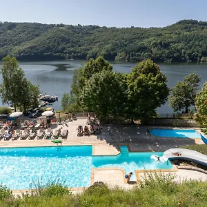 https://camping-la-source.midi-pyreneeshotels.com